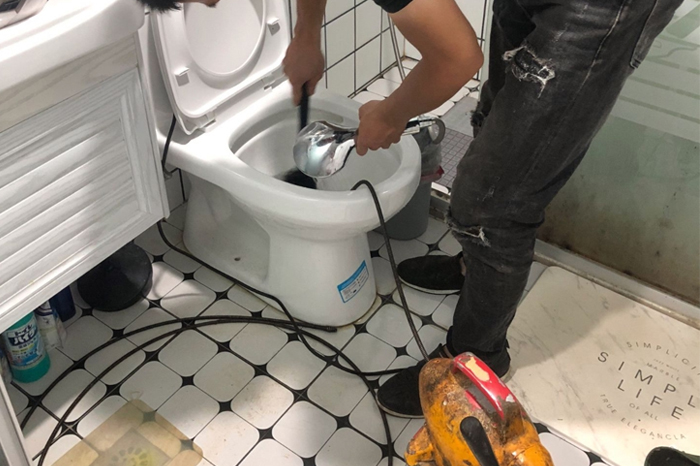 彭泽疏通下水道